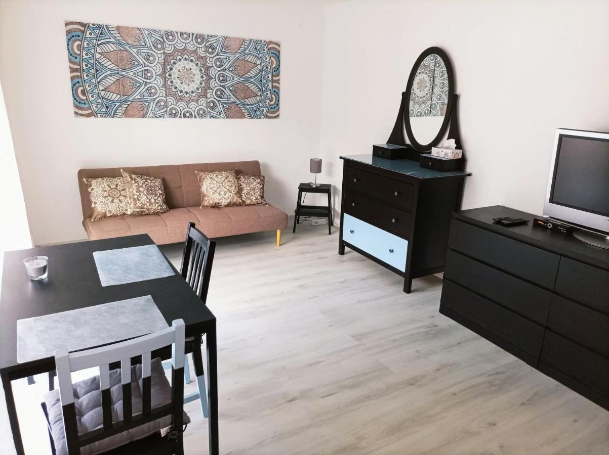 Kleine Ferienwohnung Mit Terrasse Am Waldrand Schonau  Eksteriør bilde